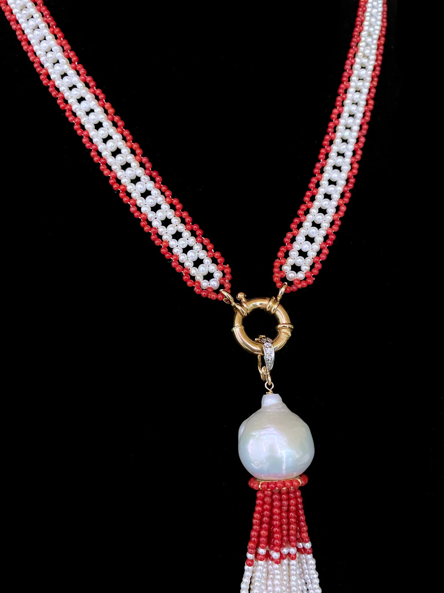 Fine Woven Coral & Pearl Satuoir with Baroque Tassel & 14k Yellow Gold - Image 3