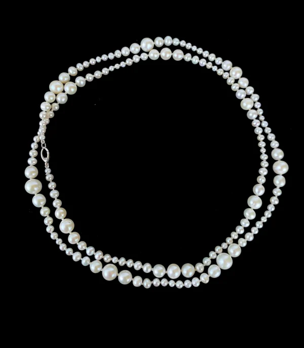 Graduated Pearl Necklace with 14k White Gold Clasp