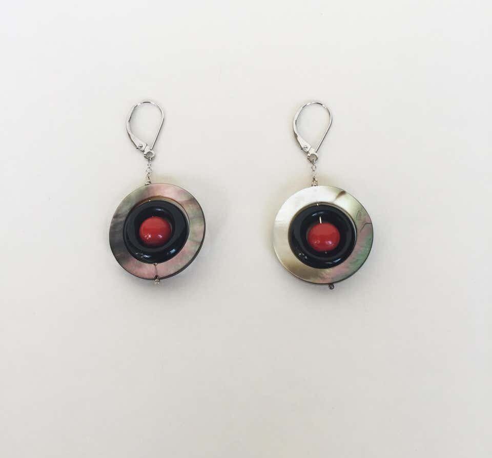 Mother of Pearl,Onyx and Red Coral Earrings with 14 K White Gold - Image 7