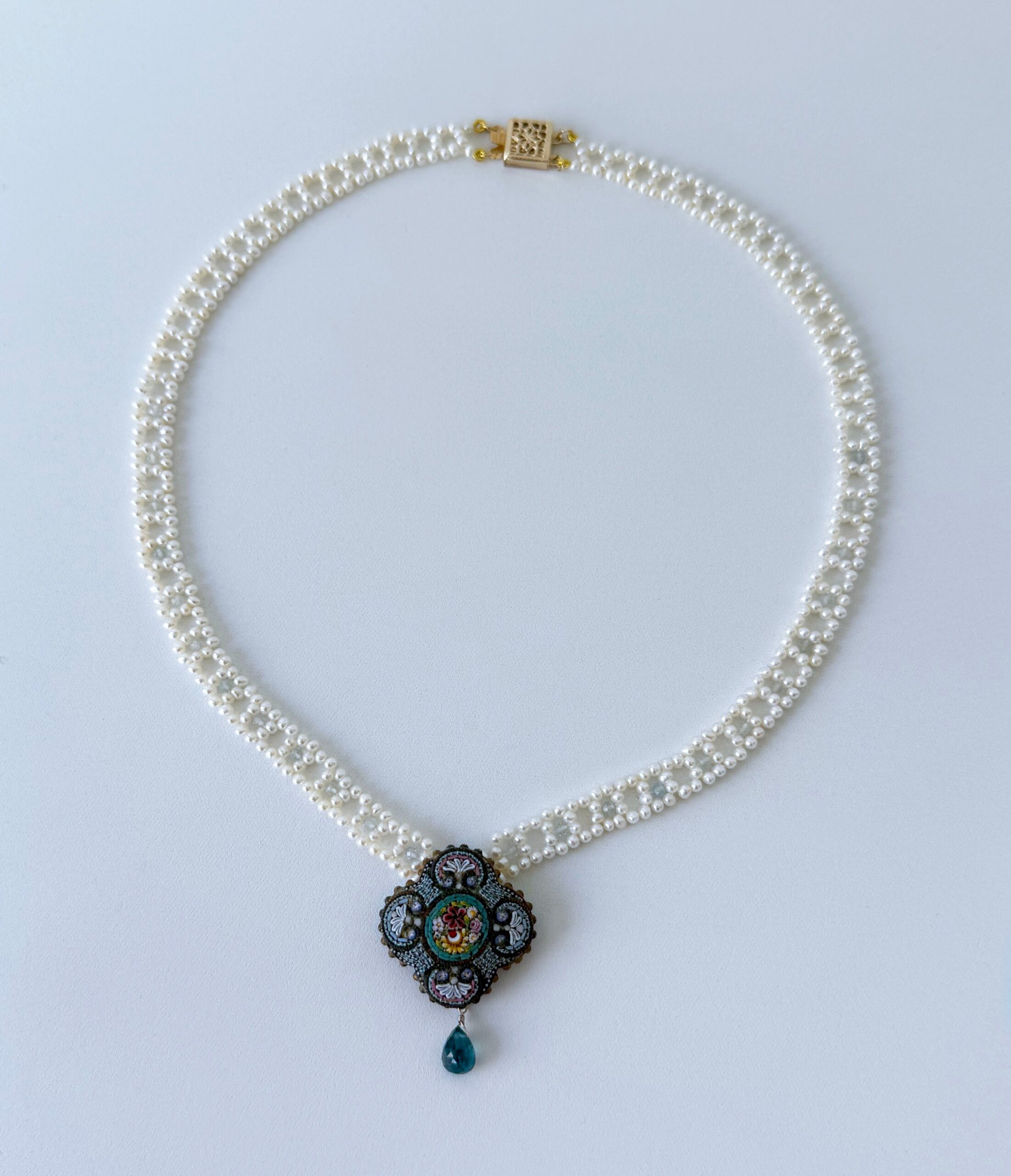 Natural Pearl Woven Necklace with Floral Mosaic Centerpiece & Gold Clasp - Image 7