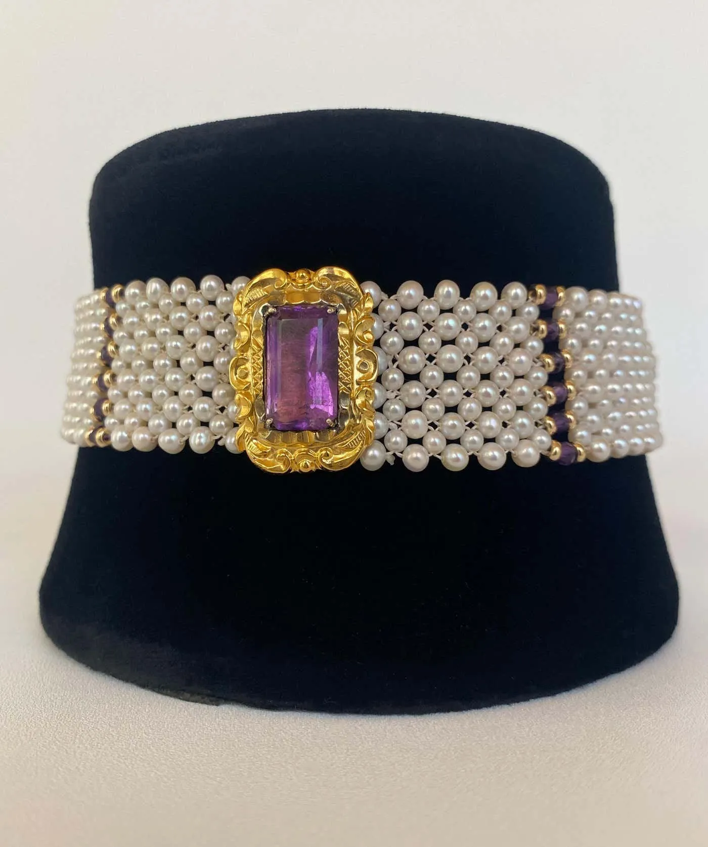 Pearl, Amethyst and Vintage Centerpiece Choker with 14k Yellow Gold - Image 5