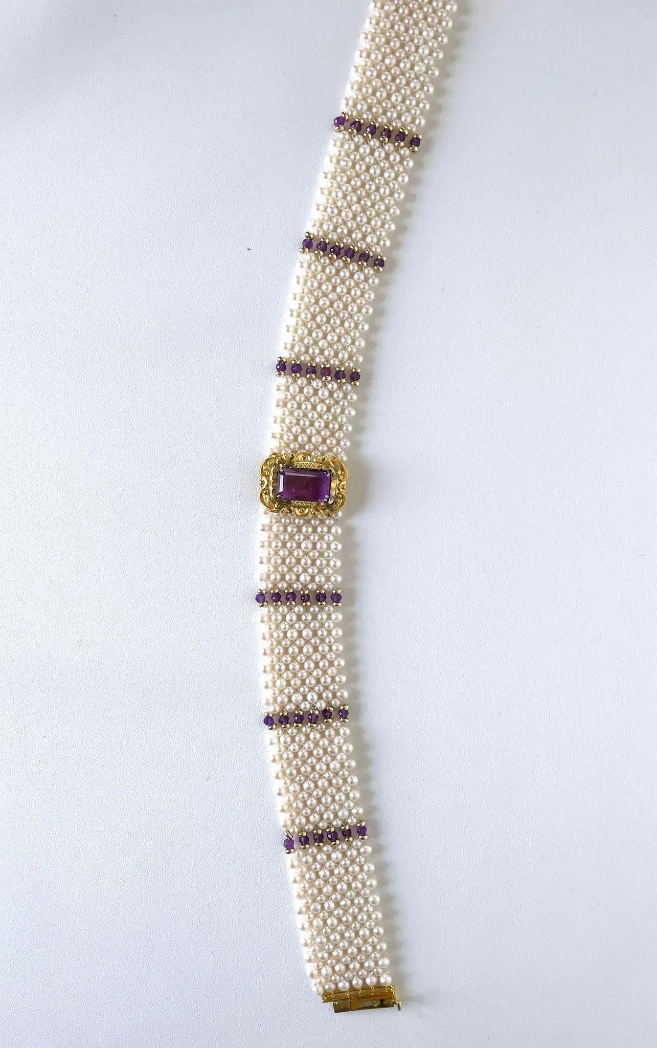 Pearl, Amethyst and Vintage Centerpiece Choker with 14k Yellow Gold - Image 7