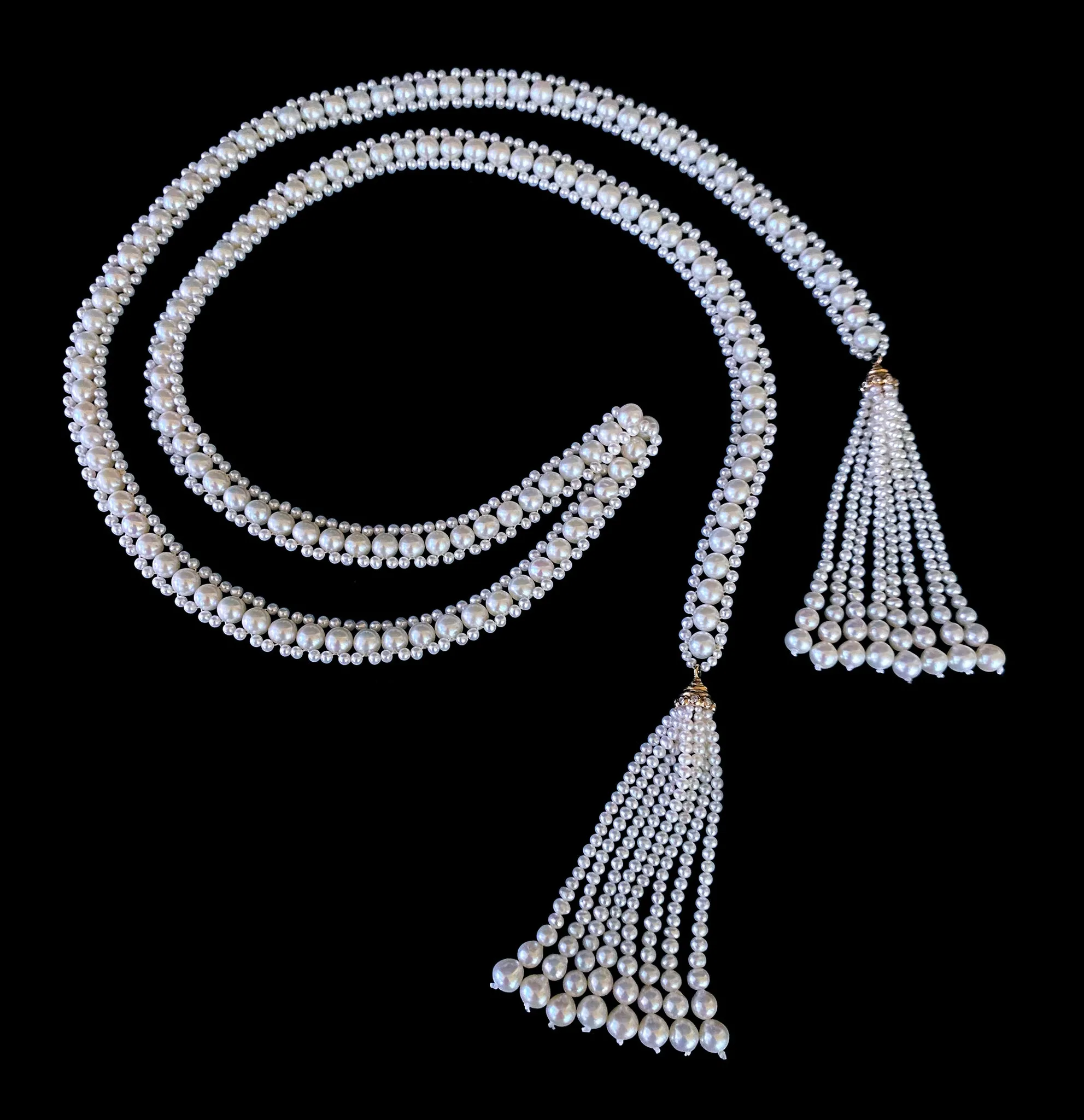Pearl Sautoir with 14 Karat Gold and Diamond Cup and Pearl Tassels - Image 2
