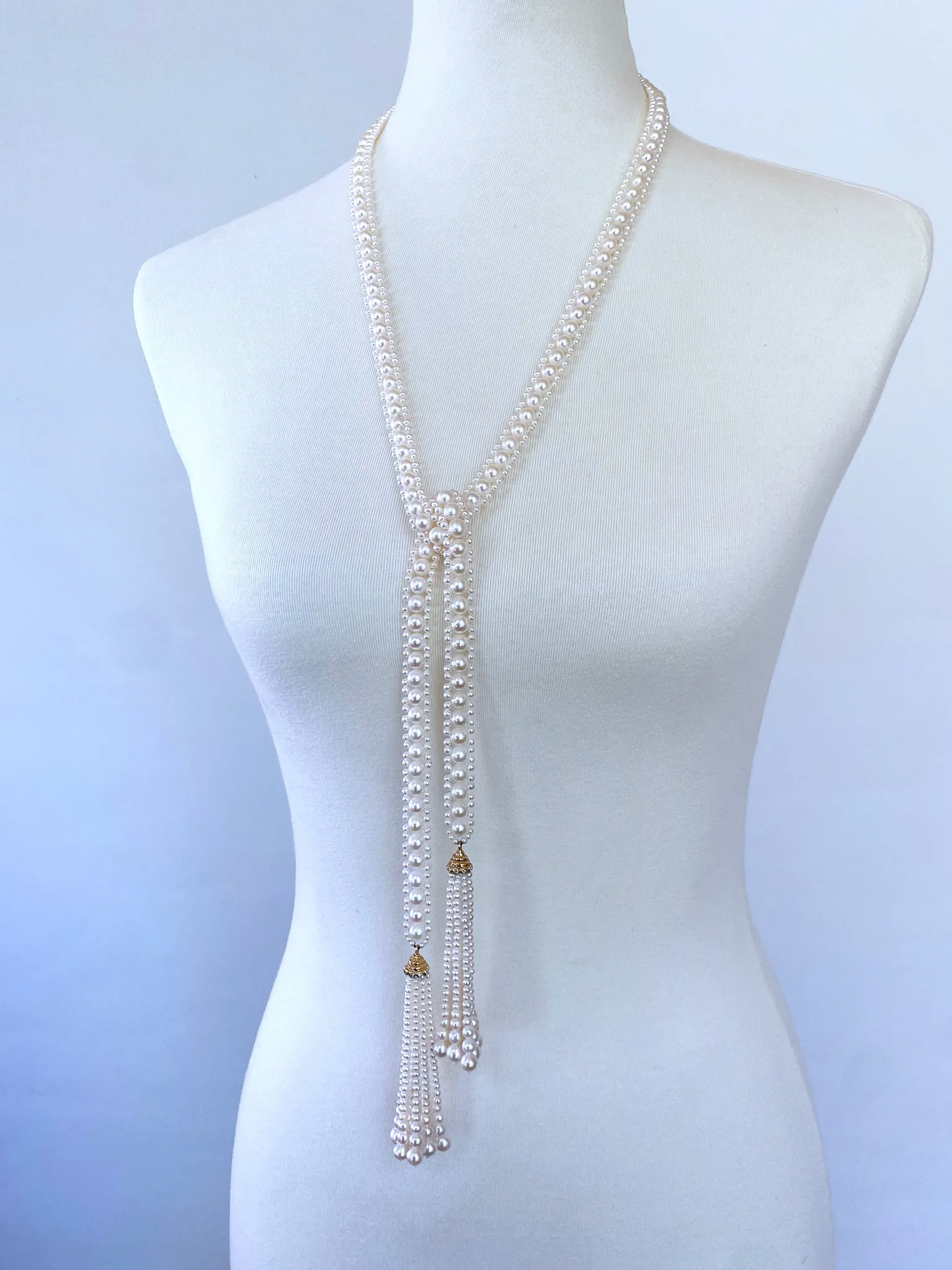 Pearl Sautoir with 14 Karat Gold and Diamond Cup and Pearl Tassels - Image 18