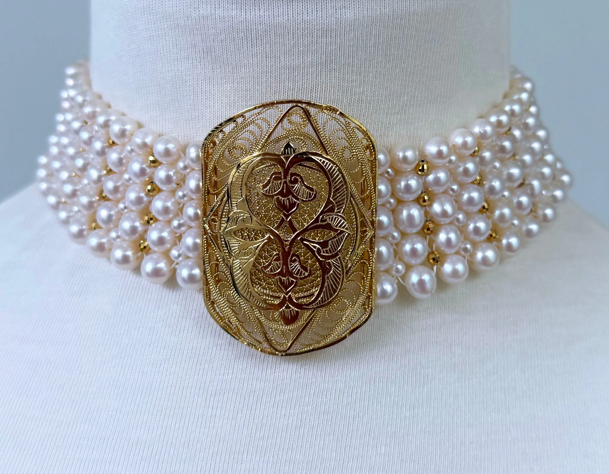 Pearl Woven Choker with Vintage Filigree Centerpiece - Image 4