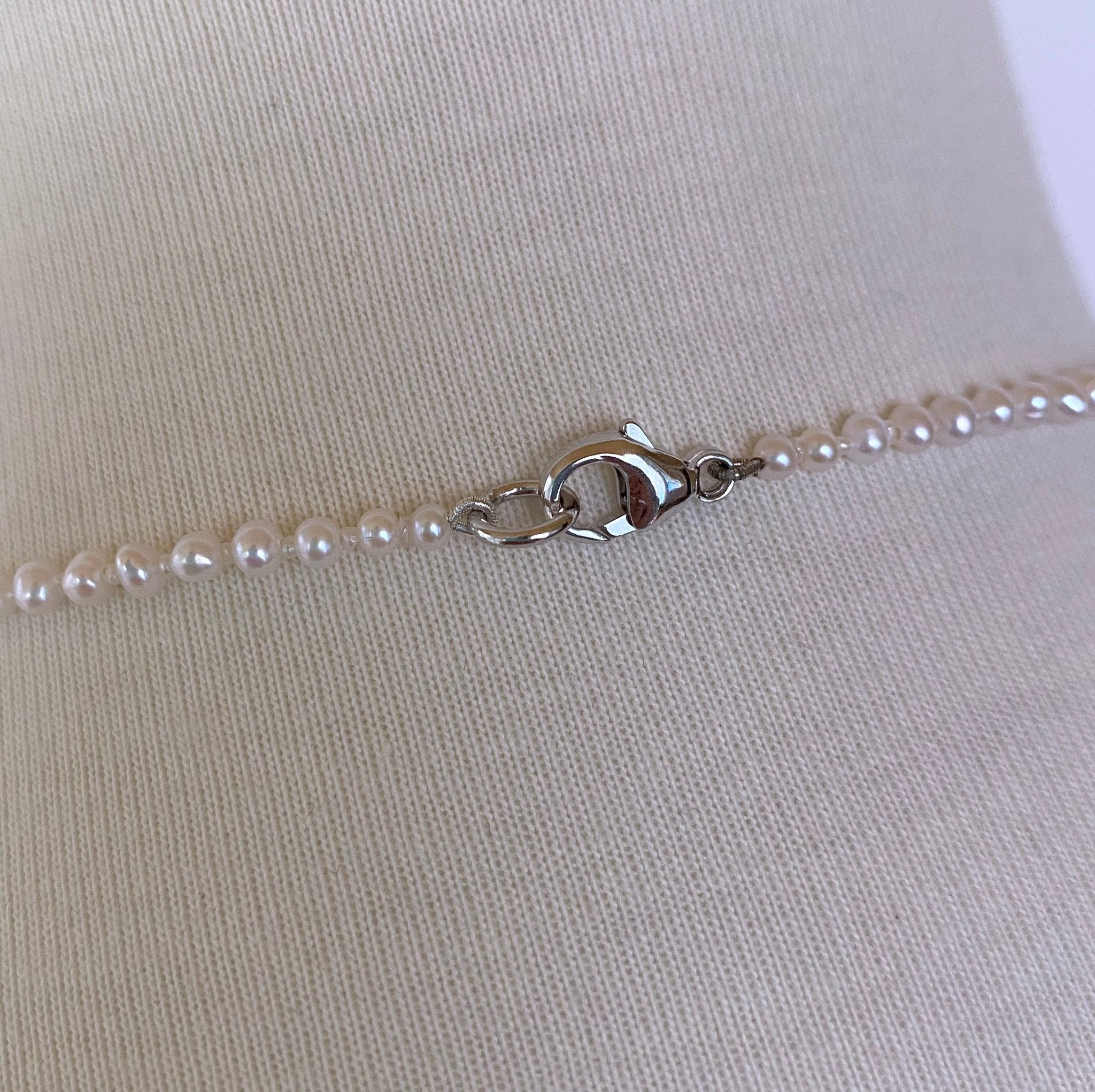 Victorian Inspired Pearl and Rhodium Draped Romance Necklace - Image 3