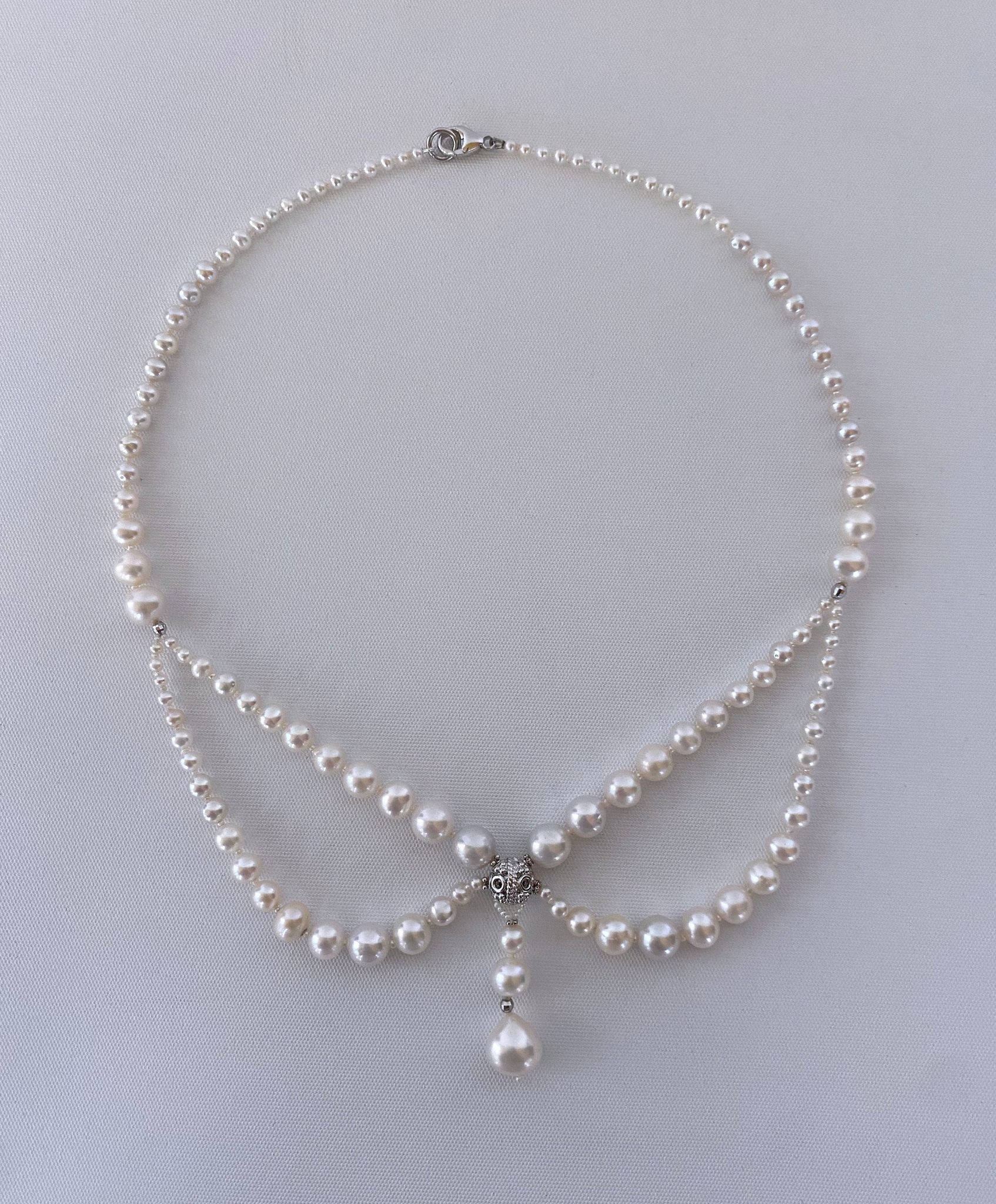 Victorian Inspired Pearl and Rhodium Draped Romance Necklace - Image 7