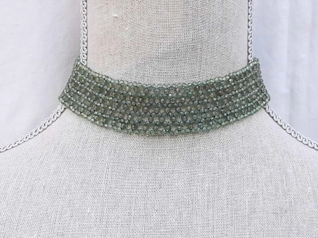 Woven Faceted Green Onyx Choker with Yellow Gold Plated Silver Clasp - Image 4