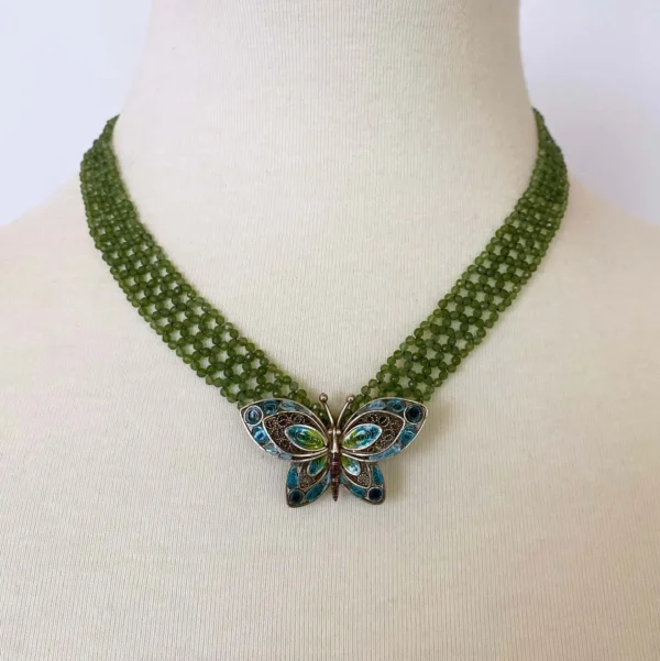 Woven Faceted Peridot Beaded Necklace with 14K Yellow Gold Clasp brooch