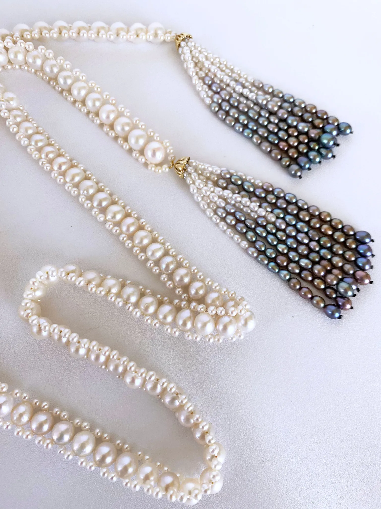 Woven Pearl Sautoir with Graduated Ombre Tassels and 14K Yellow Gold - Image 11