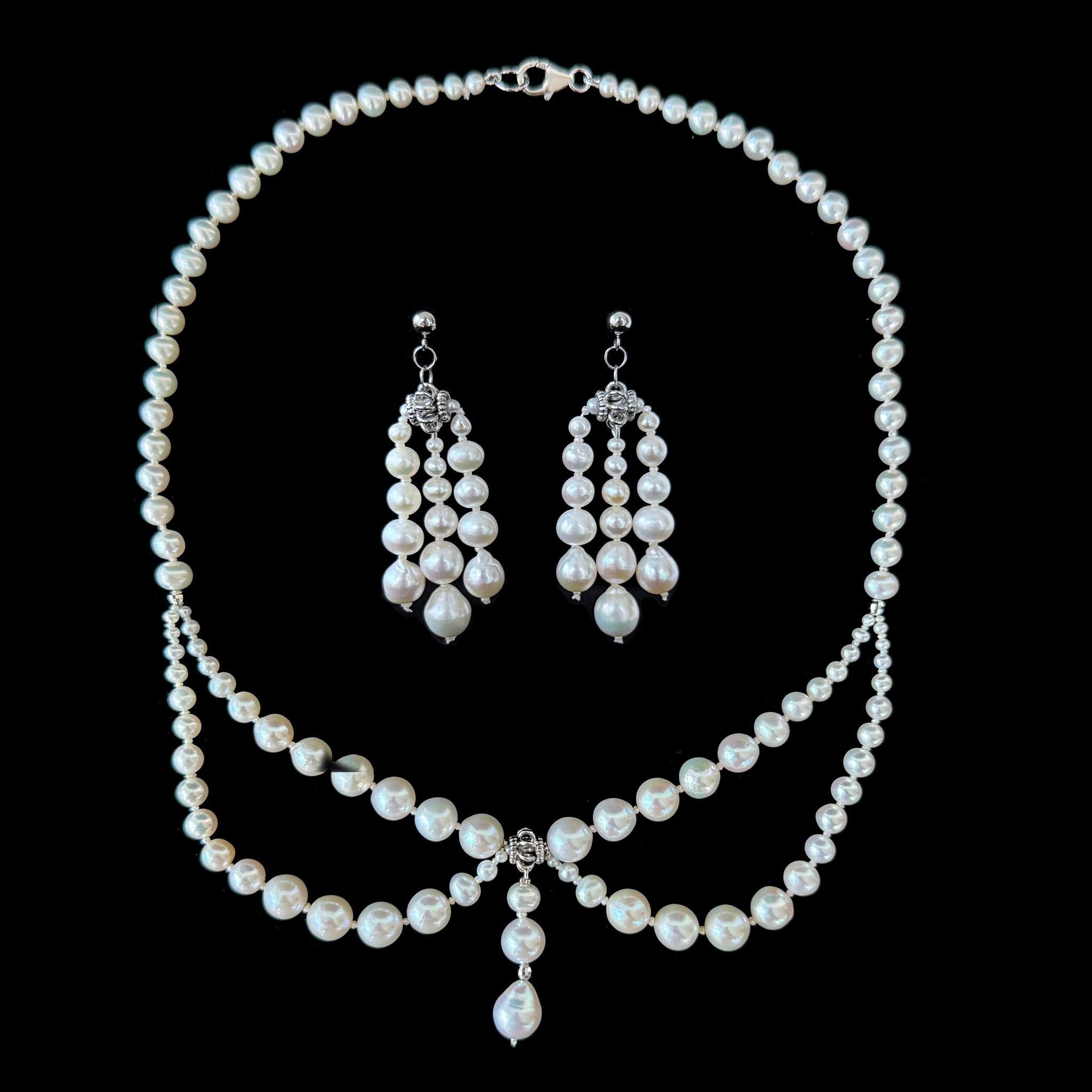 Graduated Pearl Raindrop Dangle Earring - Image 4